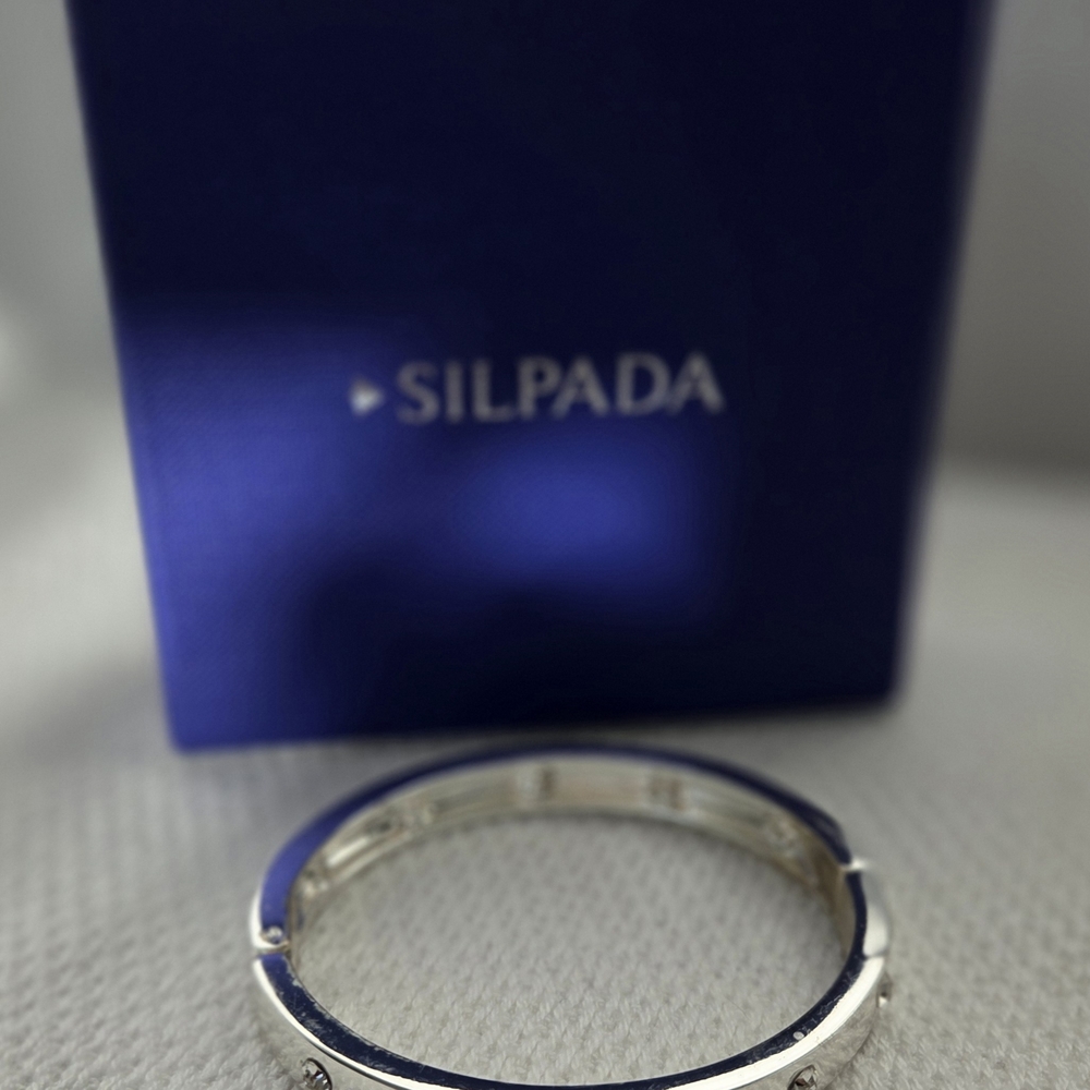 Silpada Silver Crystal Accent Bangle - Picture 4 of 6